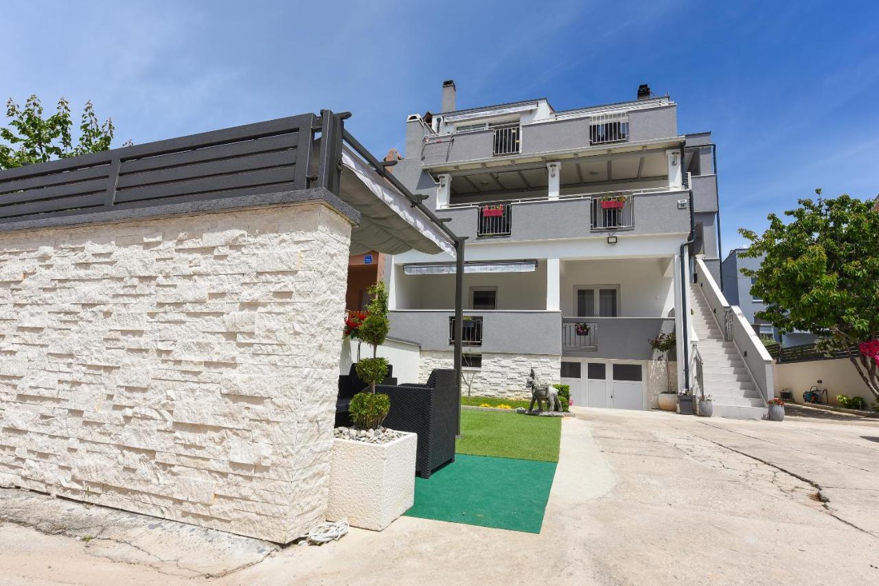 Deluxe Apartman Korina & Ramona زادار المظهر الخارجي الصورة